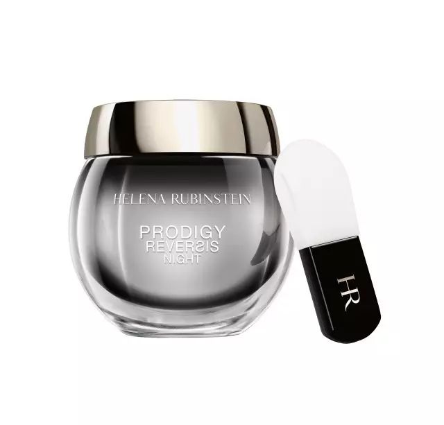 茶水间KOL｜晚上躺着都护肤，白天才有美力手撕全办公室