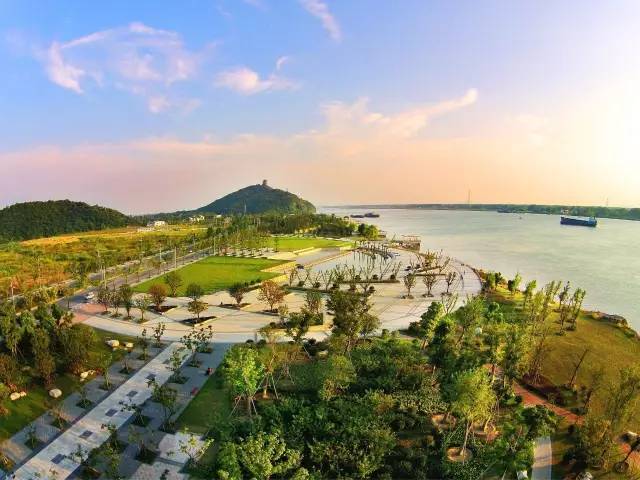 简单介绍一下安徽马鞍山,我的家乡最美的地方是马鞍山