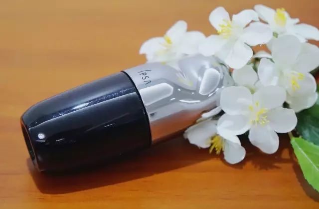 我想告诉你一个小秘密,你过来我给你说一个秘密图片