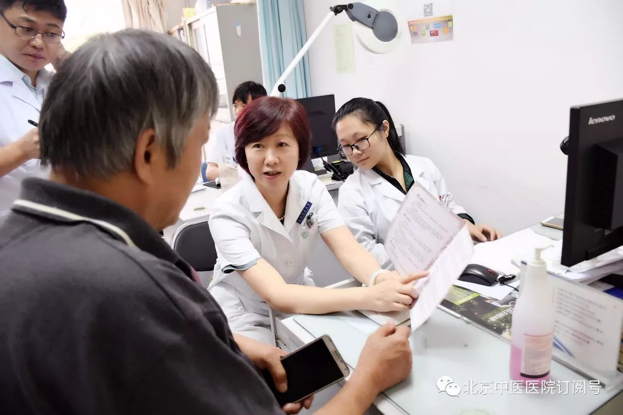 医乃仁术皆如至亲——曲剑华医生跟诊记
