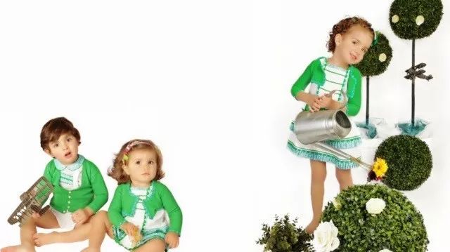 征服威廉王子一家的西班牙童装是怎样的呢？一起来看看吧