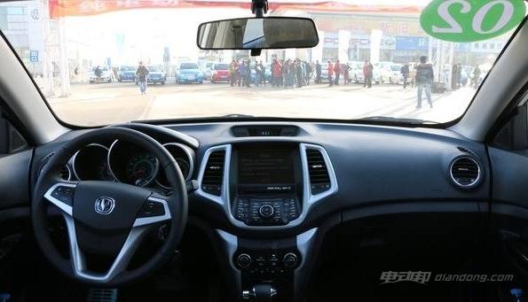 逸动电动车怎么样,20款长安逸动plus和21款长安逸动