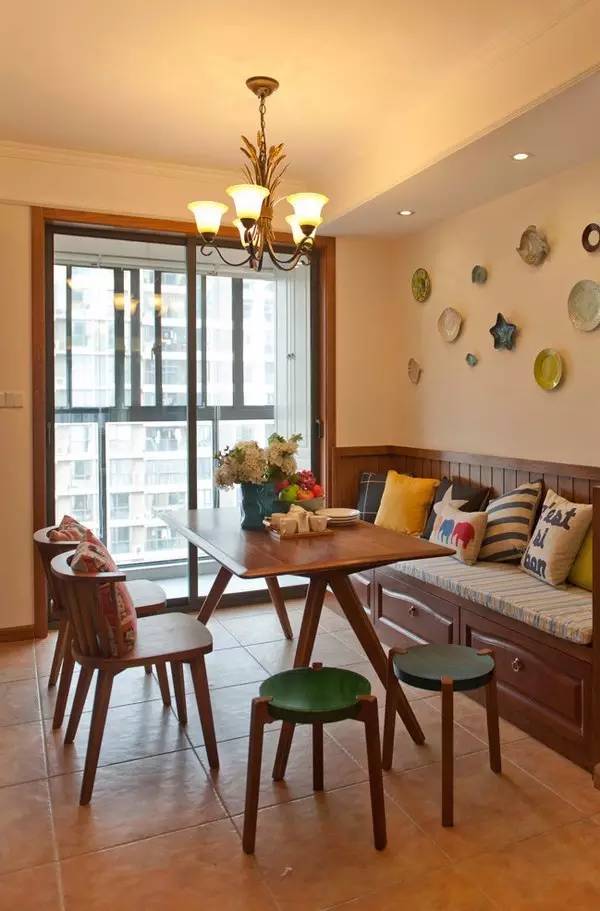 餐厅太小怎么办只需一招就能搞定,餐厅太小太拥挤怎么办