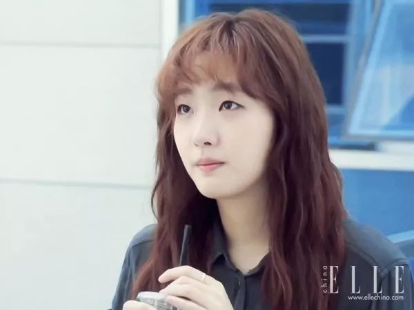 蔡依林“整”成单眼皮？竟然撞脸李钟硕