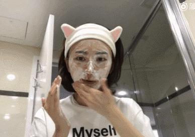 怎样清洁脸部毛孔里的脏东西,新生活脸部清洁手法教程视频