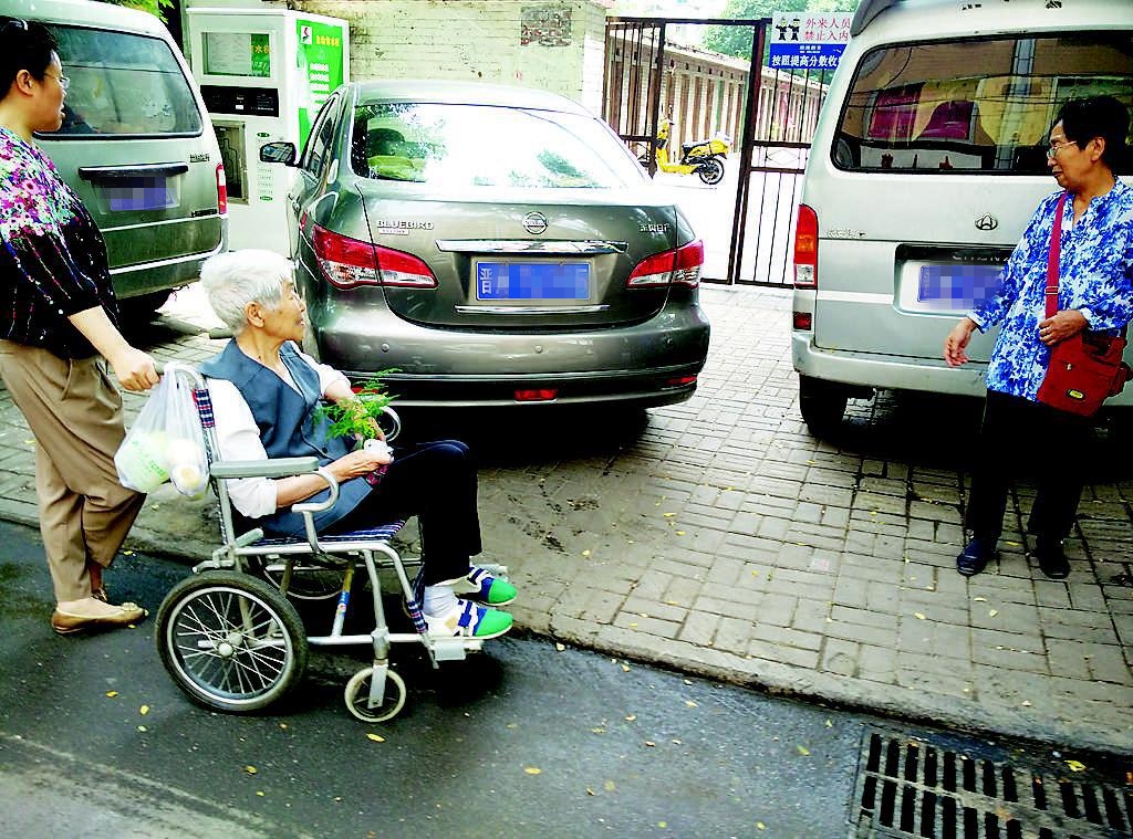 千万不要这样惩治乱停车,乱停车那些解气的结局