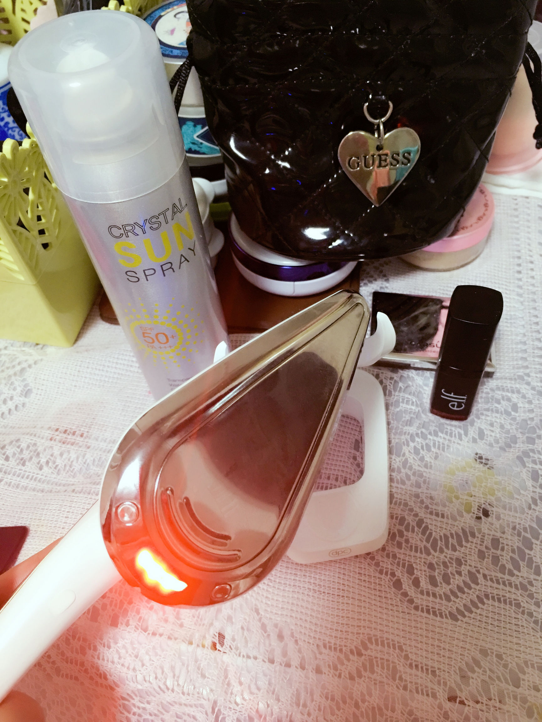 20岁美容仪测评,女大学生变形计