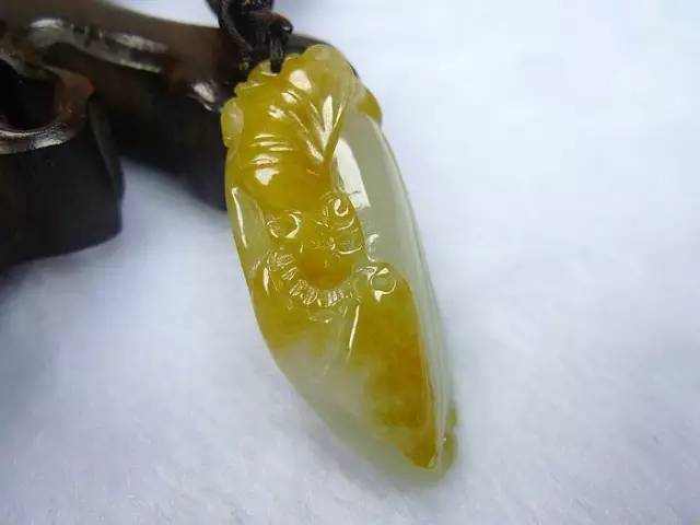 如何找到有缘的翡翠,翡翠一鹿有你适合什么人戴