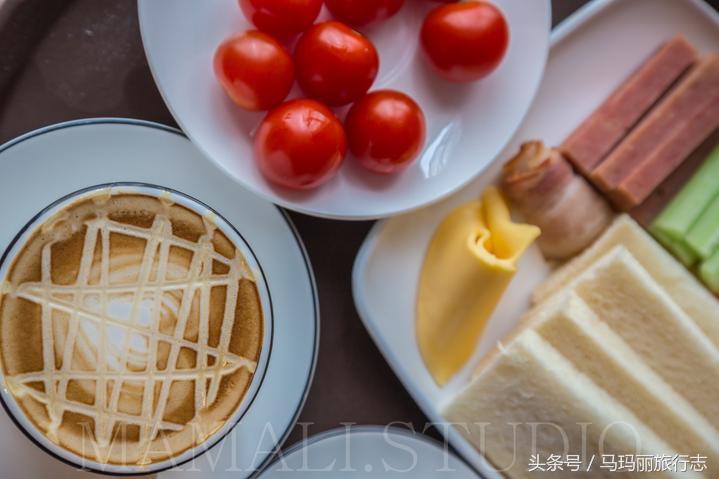 住赏气质喆啡，一辆复古老爷车把你接到咖啡馆的家