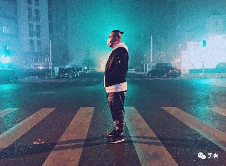 巴黎世家袜子鞋2.0和3.0的区别,巴黎世家男士袜子鞋