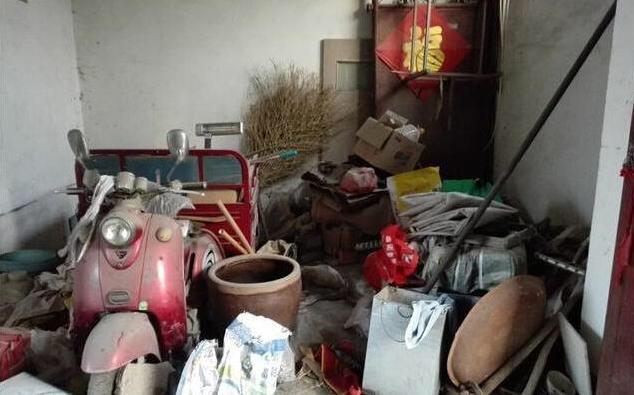 北方婆婆太邋遢,老婆婆太邋遢家里脏乱