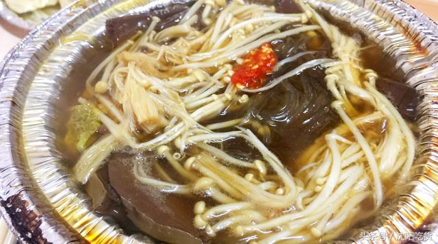 从小门店发展到连锁店,从一个小店发展到有规模