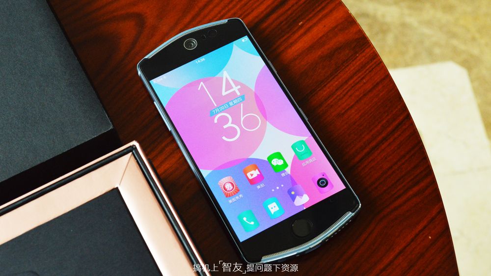 美图t8是双卡双待,美图t8手机好看吗