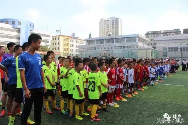 五华新球王足球人才工程发力,青少年足球发展基金会举办公益夏令营育新苗