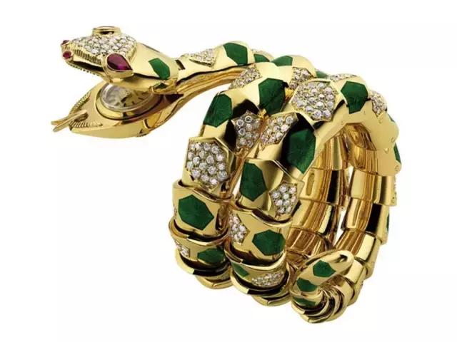 积家翻转系列背面刻字,积家翻转龙年