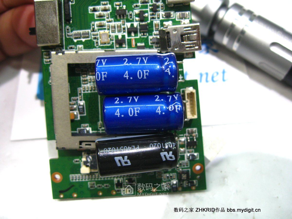 拆解趴趴狗隐藏式行车记录仪,行车记录仪拆解解析