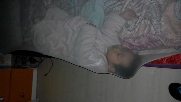 宝宝突然坠落了一下,宝宝从高处摔下来有事吗