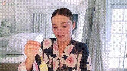 超模米兰达可儿妆容,和姐妹一起化个名媛妆