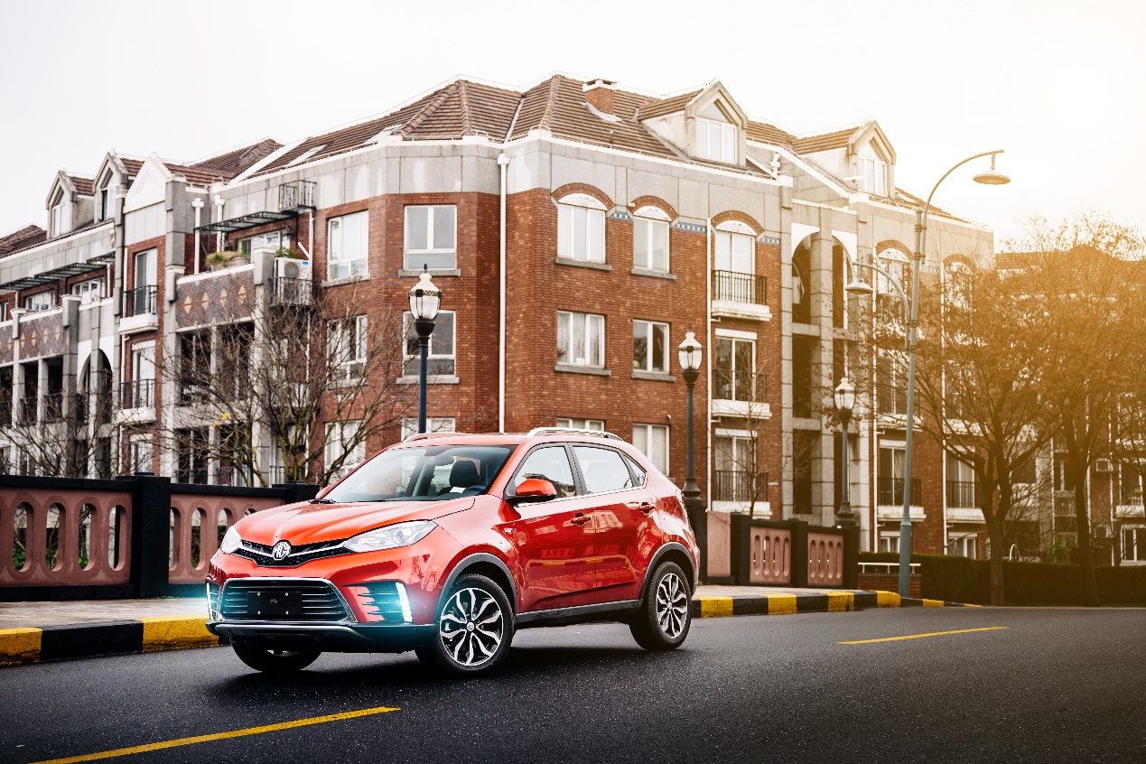 名爵锐腾1.5t手动精英版测评,名爵锐腾2.0t豪华版新车介绍