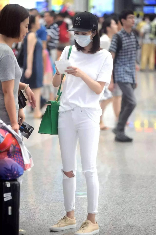 如今的带货女王杨幂,杨幂是如何成为带货女王的