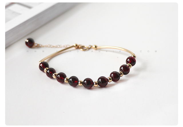 最美石榴石,石榴石女性美容石