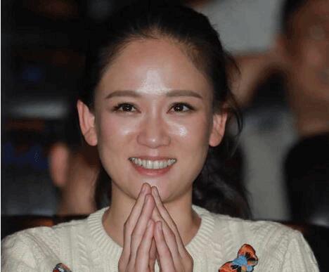 防止底妆暗沉提亮的散粉,适合出门带的定妆散粉