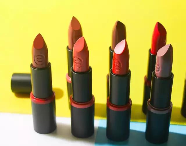 五十块以内好看的口红,50元买的口红色号不好看