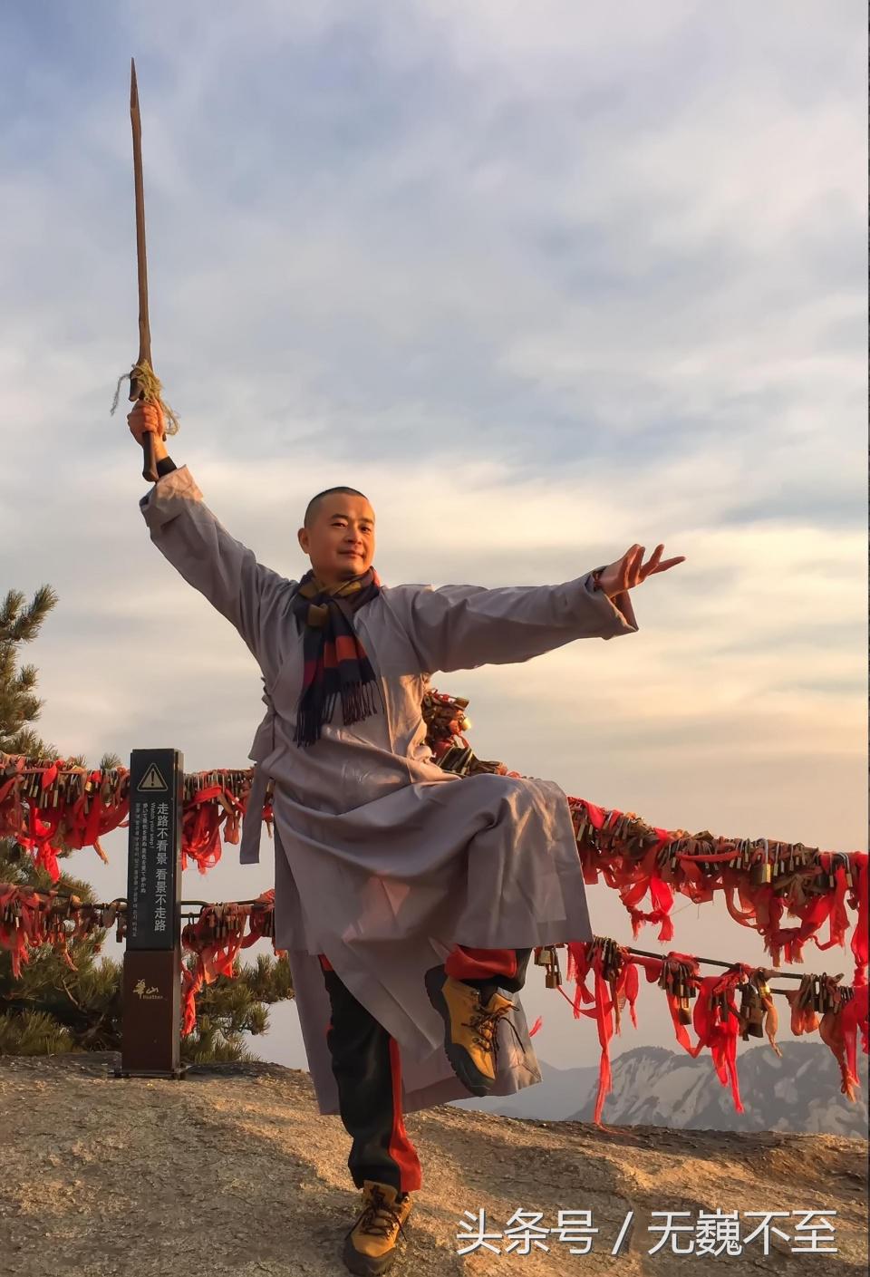 长空栈道走华山,一个人爬华山怎样玩长空栈道