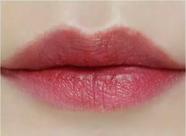 五十块以内好看的口红,50元买的口红色号不好看