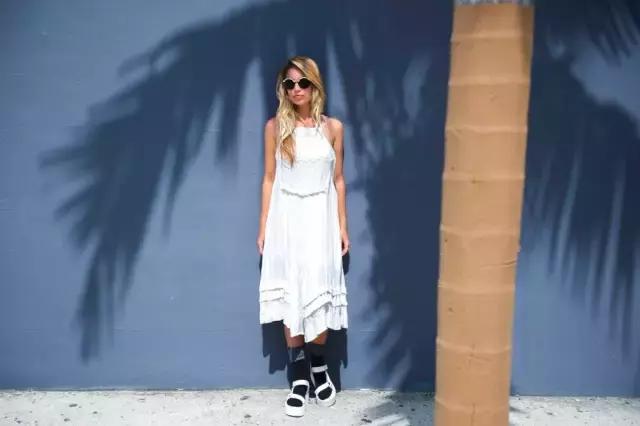 无论狂风暴雨还是烈日炎炎，穿上Teva都能从容面对！