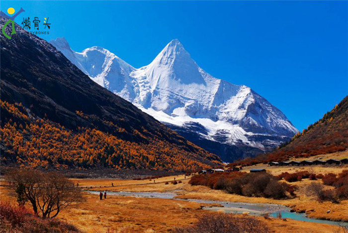 稻城亚丁几月份去最合适,稻城亚丁几月份去适合