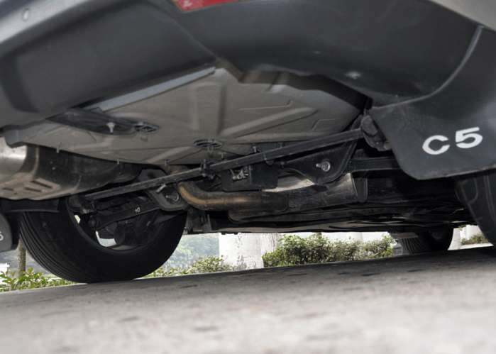 宝马底盘技术借用雪铁龙,宝马真的用雪铁龙底盘技术吗