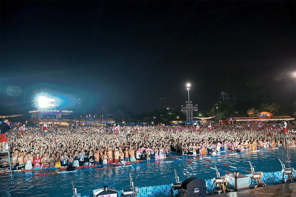 郁可唯烟嗓翻唱,郁可唯唱浪漫一夏