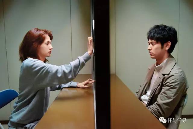 日本是一个虚伪社会，3000万人假装在生活，屌丝逆袭有多难？老司机妻夫木聪现身说法