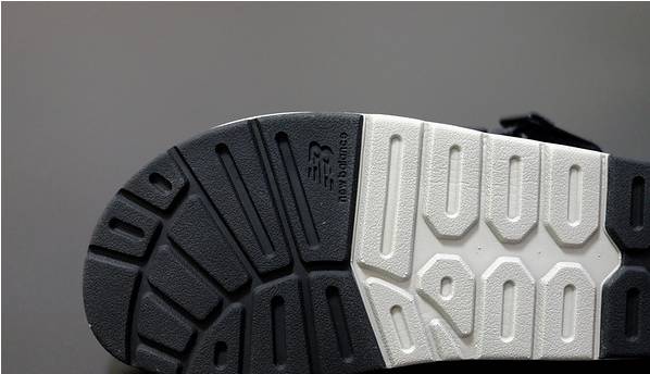 夏天选这几款凉鞋好穿还好潮,2020夏最火凉鞋