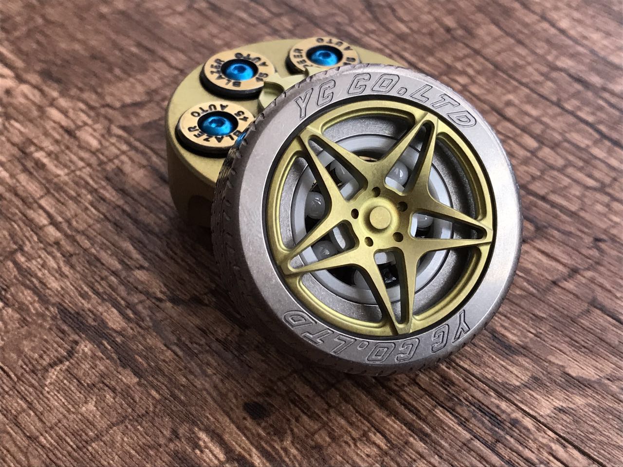 教你自制指尖陀螺,手工制作指尖陀螺