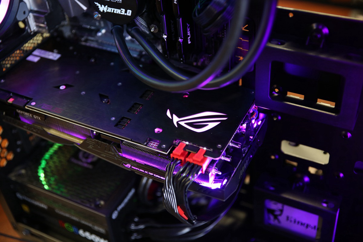 *力暴**拆解ROGGTX108011Gbps显卡评测