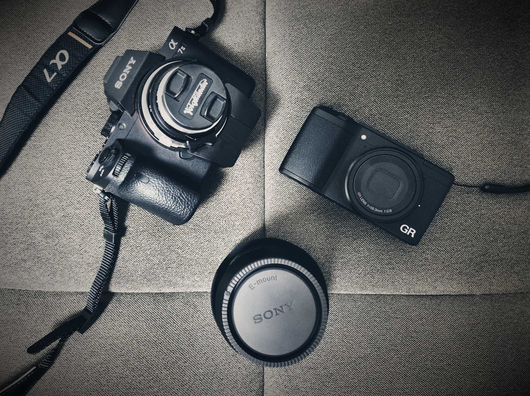 “大底”卡片机最后的经典理光RICOHGRII图赏简评