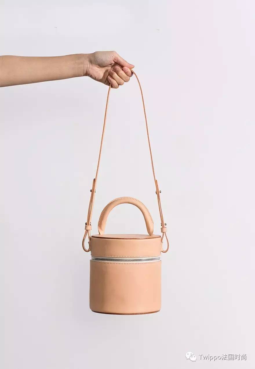 不值得入手大牌包包,不买包包