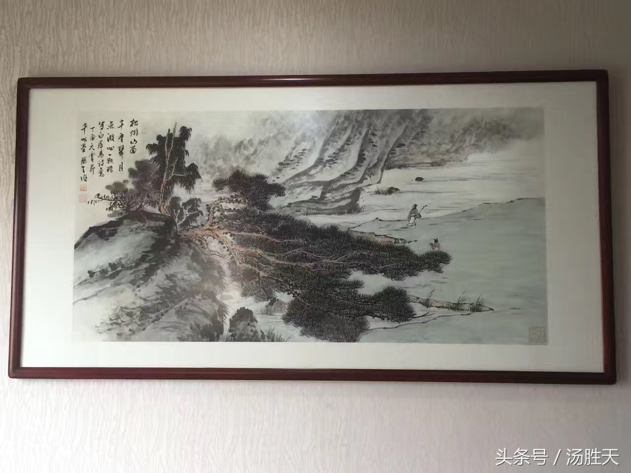 一边画画一边看动画片,一边画画一边写日记