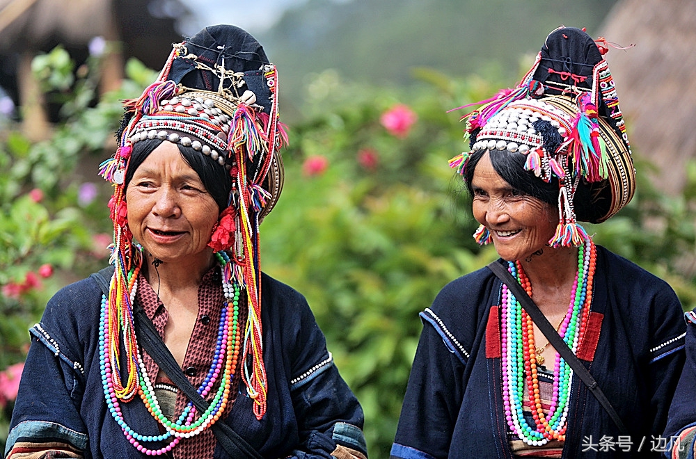 终年生活在高山密林之中的一个神秘的部族，孟连阿卡人！