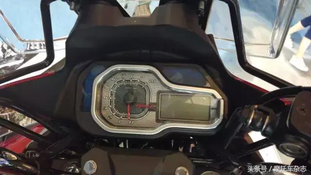 老款五羊本田125摩托车新车视频,2022年五羊本田佳御新车发布