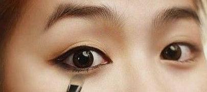 好看眼妆教程日常化妆,眼妆教程日常化妆图片