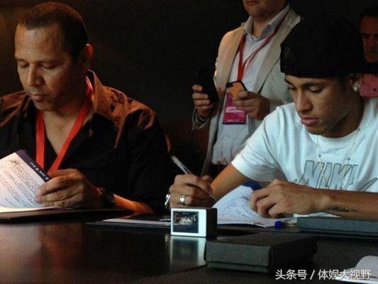 大巴黎10号球衣内马尔,大巴黎内马尔球衣多少钱