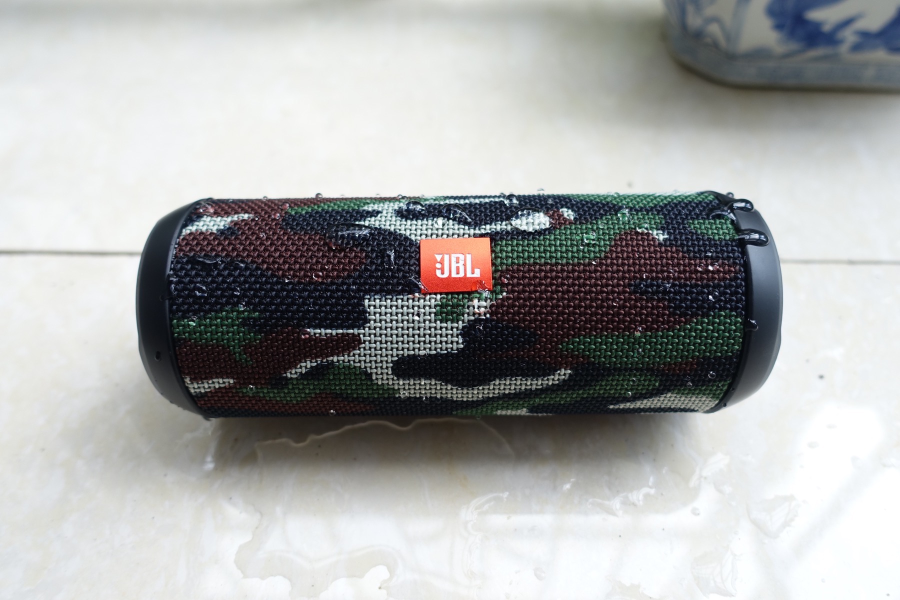 jblflip3蓝牙音箱的区别,jbl蓝牙音箱哪款最有震撼效果