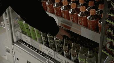 GJSAY光晶说：欠债8000万，老夫妻开一家小超市，年赚7