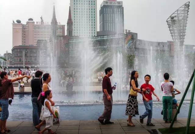 宁波地标天一广场,宁波市中心天一广场