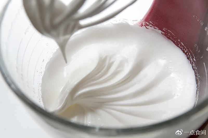 云朵柠檬蛋白派，烘培店都找不到的蛋白派