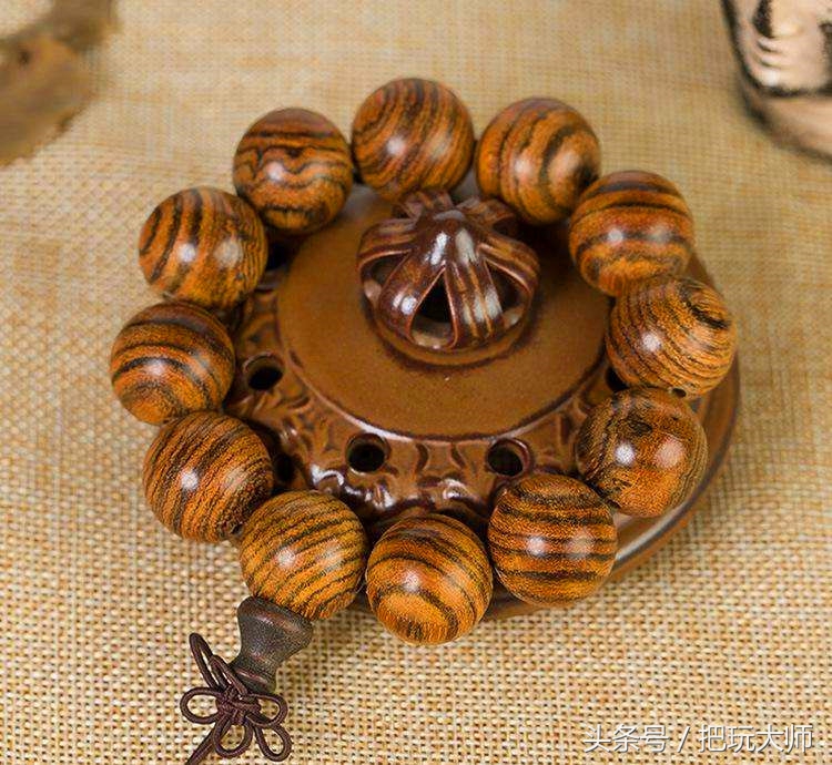 最贵的木质手串排行榜价格,十大顶级木手串排行价格