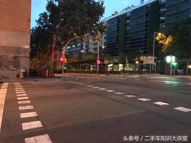 西班牙老车 (为什么外国路上那么多老车)